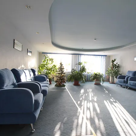 فندق 40 Let Pobedy