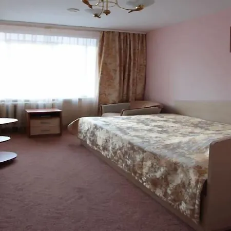 Hotel 40 Let Pobedy 3*