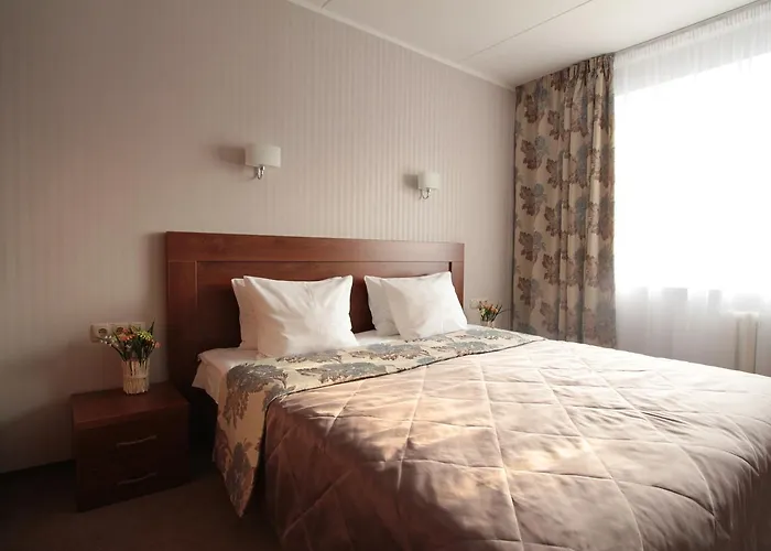 Hotel 40 Let Pobedy 3*